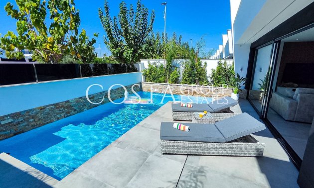 Resale - House -
San Javier - Santiago De La Ribera