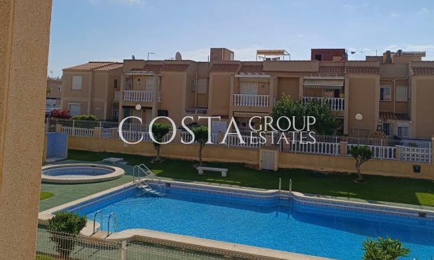 Resale - Apartments -
Torrevieja - Aguas Nuevas