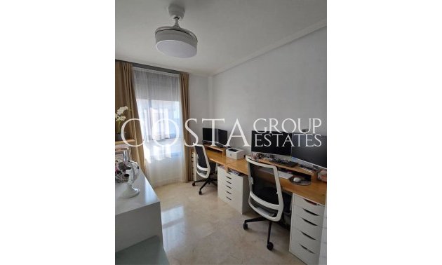 Resale - Apartments -
Alicante City - Alicante City Centro