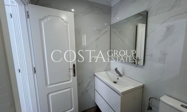 Resale - Apartments -
San Miguel de Salinas - San Miguel de Salinas Centro