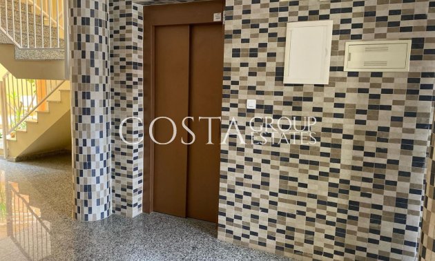 Resale - Apartments -
San Miguel de Salinas - San Miguel de Salinas Centro