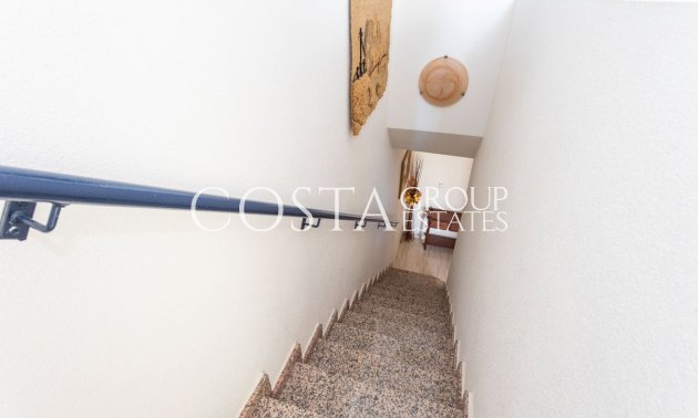 Resale - House -
Orihuela - Villamartin