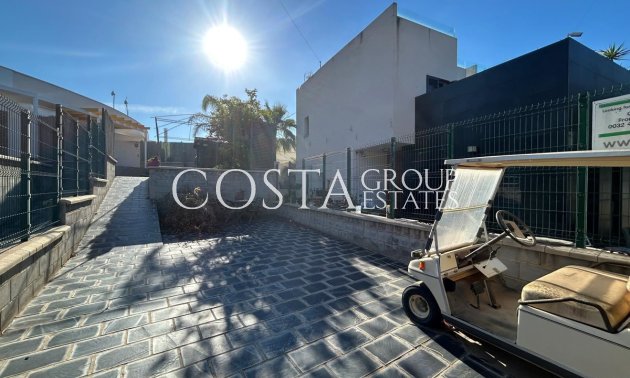 Resale - House -
Orihuela - Mil Palmeras