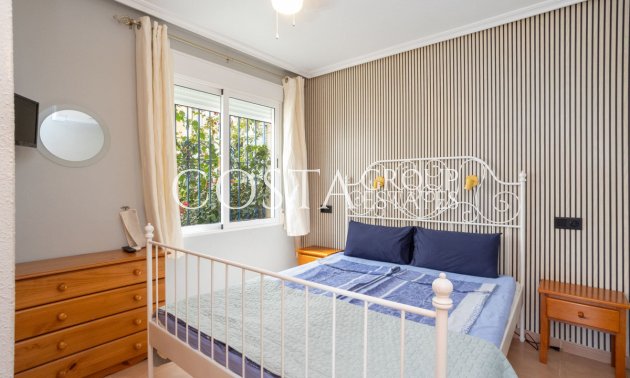 Resale - House -
Orihuela - Villamartin