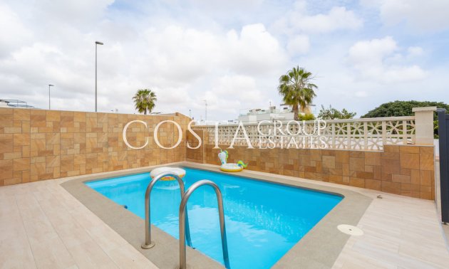 Resale - House -
Orihuela - Villamartin