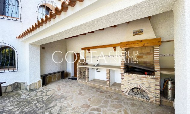 Resale - Villa -
Pinoso - Los Pinos