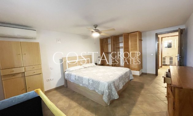 Resale - Villa -
Pinoso - Los Pinos