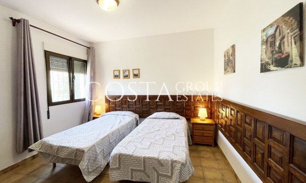 Resale - Villa -
Pinoso - Los Pinos