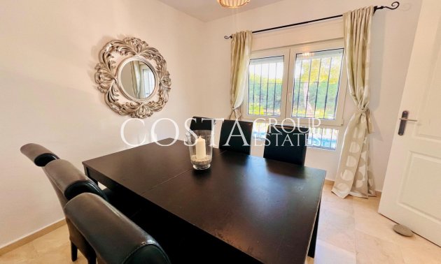 Resale - Villa -
Orihuela - Orihuela Costa