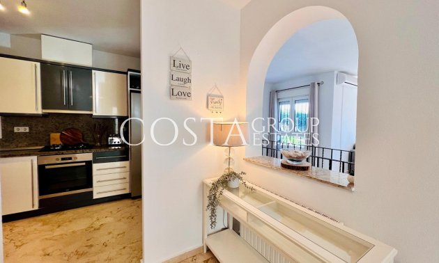 Resale - Villa -
Orihuela - Orihuela Costa