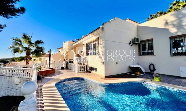 Resale - Villa -
Orihuela - Orihuela Costa