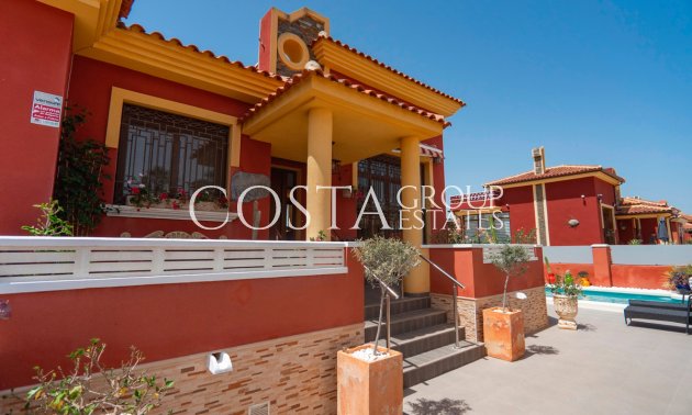 Resale - Villa -
Algorfa - Lo Crispin