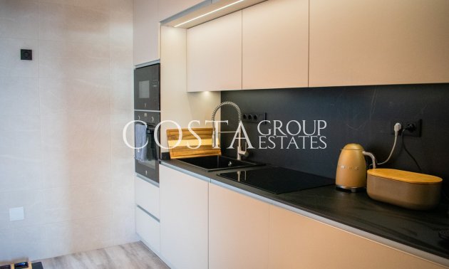 Resale - House -
Torrevieja - Torrevieja Centro