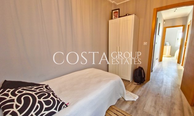 Resale - House -
Torrevieja - Torrevieja Centro