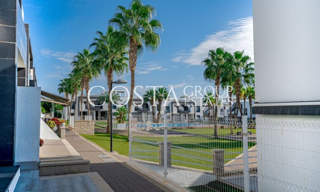 Resale - Apartments -
Orihuela - La Zenia