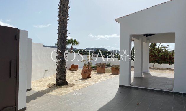 Resale - Villa -
Teulada - Moraira
