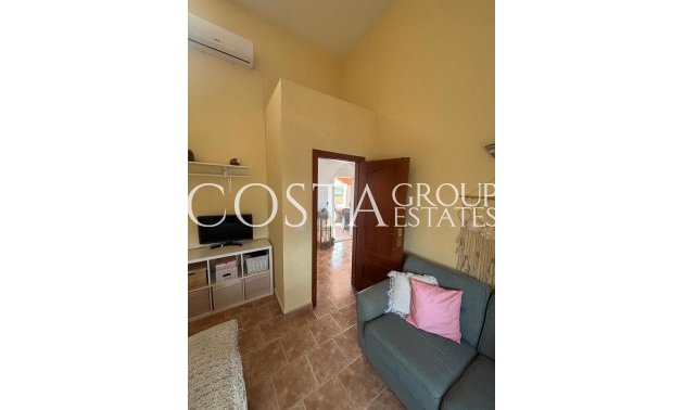 Resale - Villa -
Dolores - Dolores Centro
