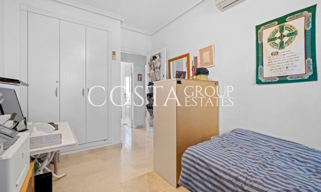 Resale - House -
Orihuela - Los Dolses