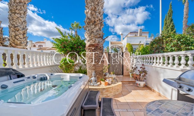 Resale - House -
Orihuela - Los Dolses