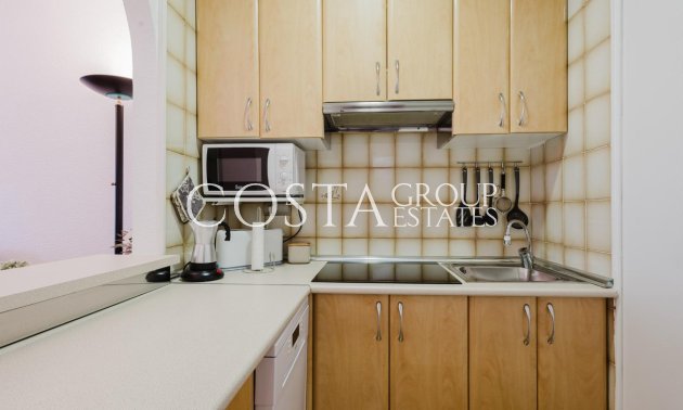 Resale - House -
Torrevieja - Torrevieja Centro