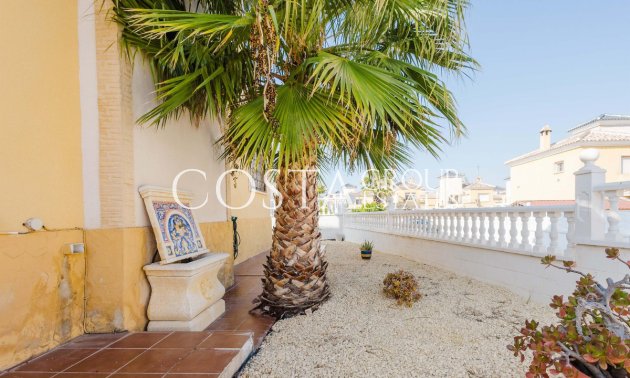 Resale - Villa -
Algorfa - Lo Crispin