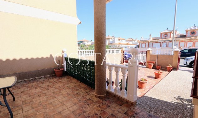 Resale - Villa -
Orihuela - Playa Flamenca