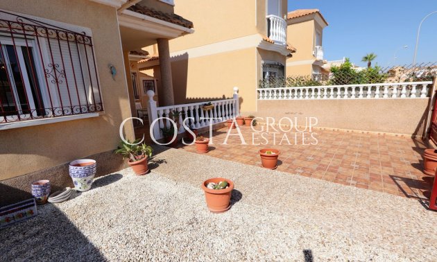 Resale - Villa -
Orihuela - Playa Flamenca