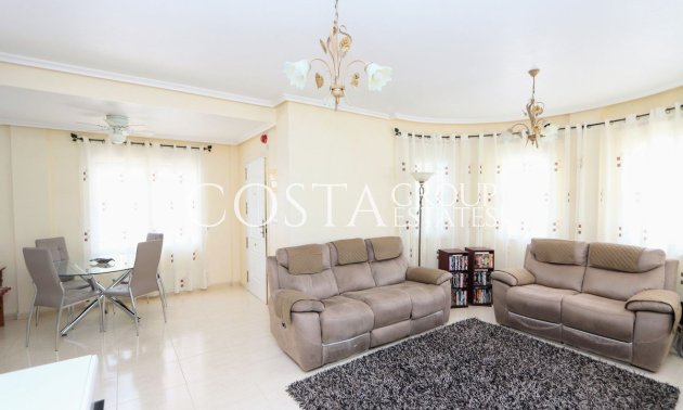 Herverkoop - Villa -
Murcia - Sucina