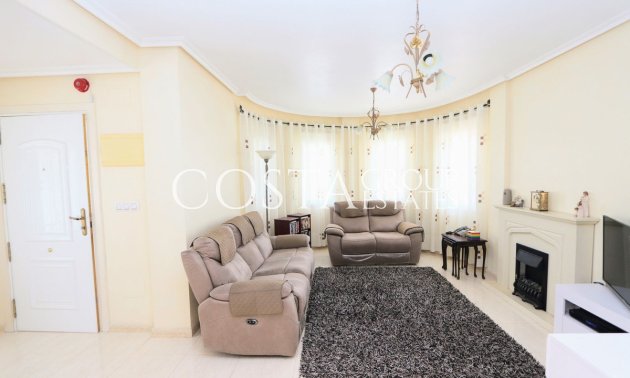 Herverkoop - Villa -
Murcia - Sucina