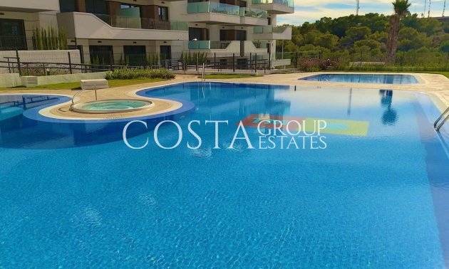 Resale - Apartments -
Orihuela - Villamartin