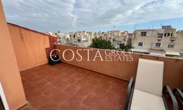 Resale - House -
Torrevieja - Torrevieja Centro
