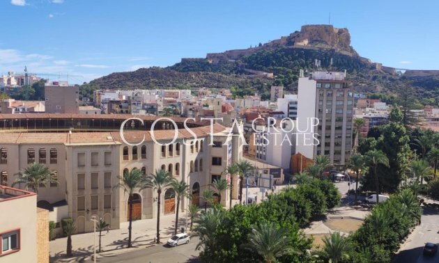 Resale - Apartments -
Alicante - Alicante Centro
