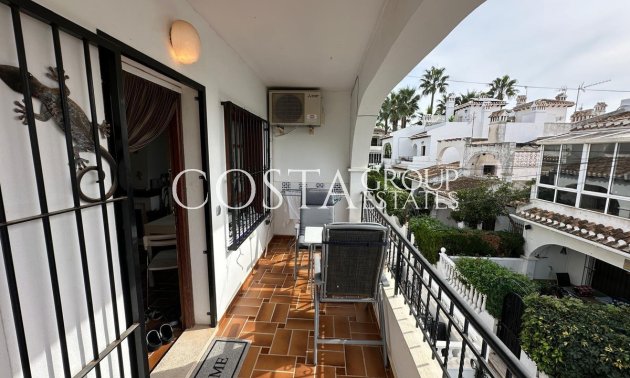 Resale - House -
Torrevieja - Torrevieja Centro