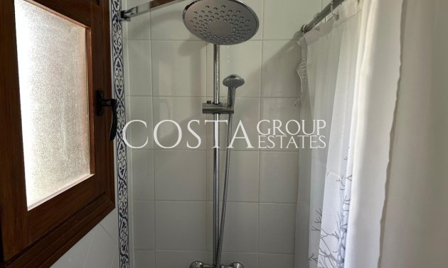 Resale - House -
Torrevieja - Torrevieja Centro