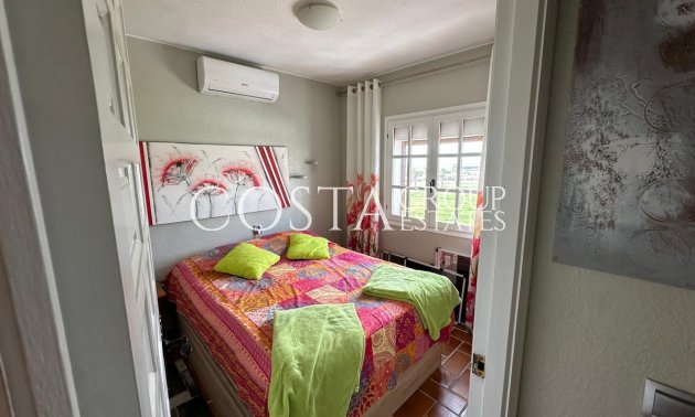 Resale - House -
Torrevieja - Torrevieja Centro