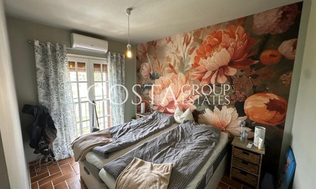 Resale - House -
Torrevieja - Torrevieja Centro