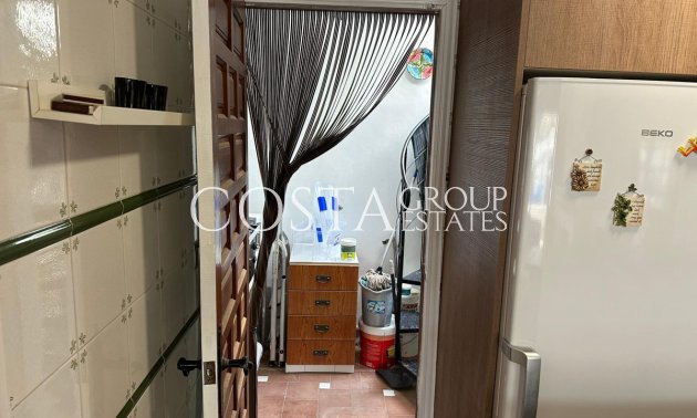 Resale - House -
Torrevieja - Torrevieja Centro