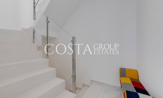 Resale - House -
Orihuela - Villamartin