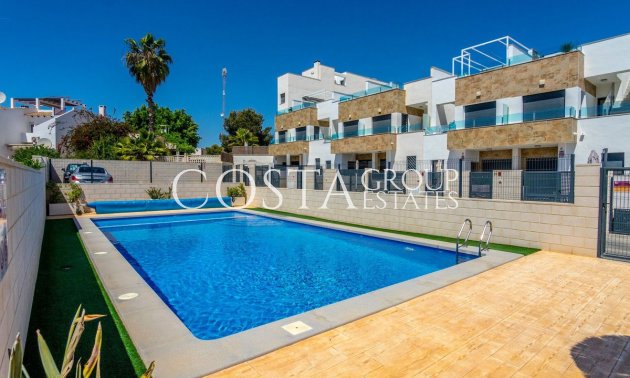 Resale - House -
Orihuela - Villamartin