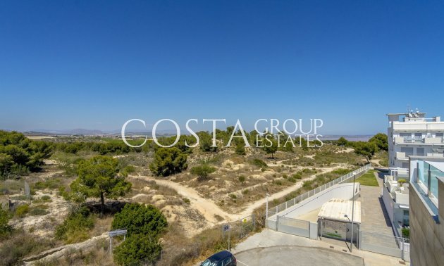 Resale - House -
Orihuela - Villamartin