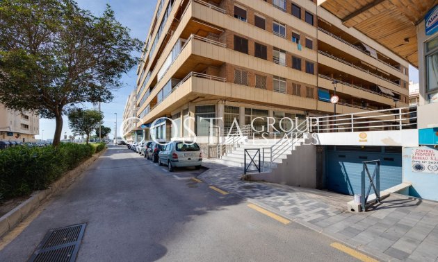 Resale - Apartments -
Torrevieja - Torrevieja Centro