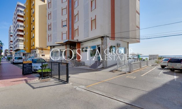 Resale - Apartments -
Torrevieja - Torrevieja Centro
