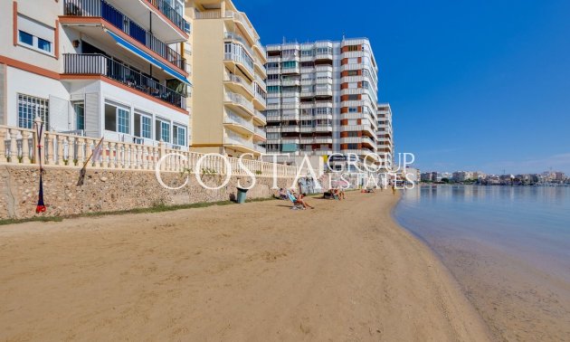 Resale - Apartments -
Torrevieja - Torrevieja Centro