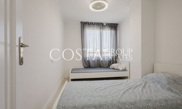 Resale - Apartments -
Torrevieja - Torrevieja Centro