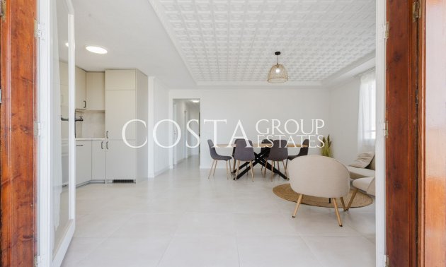 Resale - Apartments -
Torrevieja - Torrevieja Centro