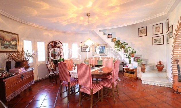 Resale - Villa -
Torrevieja - El Chaparral