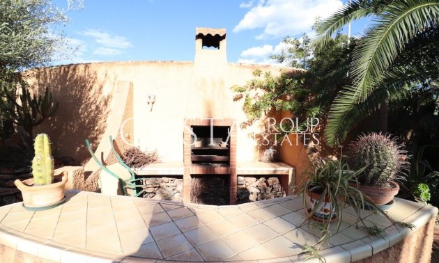 Resale - Villa -
Torrevieja - El Chaparral