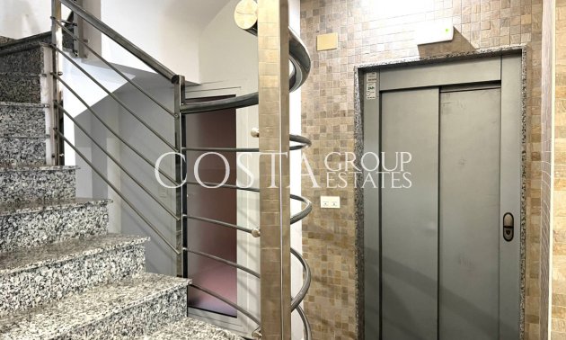 Resale - Apartments -
Torrevieja - Torrevieja Centro