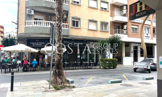 Resale - Apartments -
Torrevieja - Torrevieja Centro