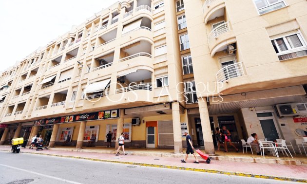 Resale - Apartments -
Torrevieja - La Mata